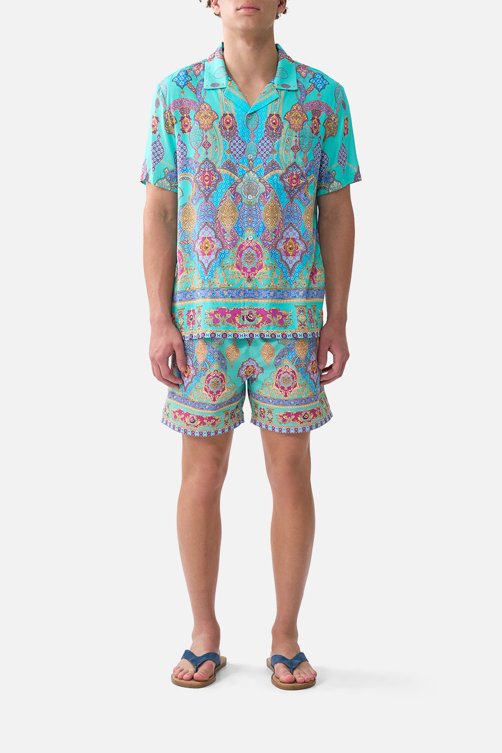 The CAMILLA ROUND NECK KAFTAN NOTES FROM THE ROAD in our  print.