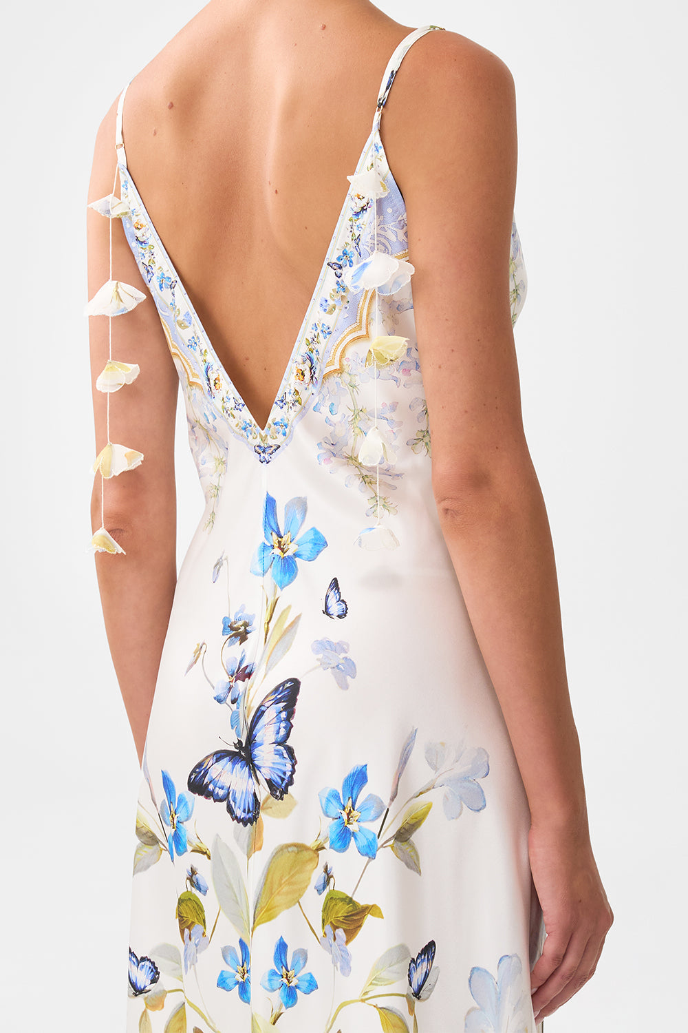 The CAMILLA KIMONO LAYER WITH COLLAR TOPKAPI POP in our  print.