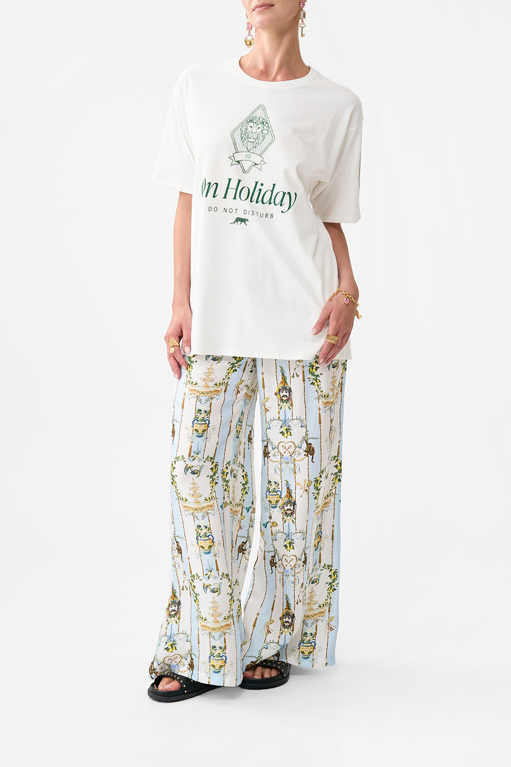 OVERSIZED BAND TEE VENUS ON A VESPA