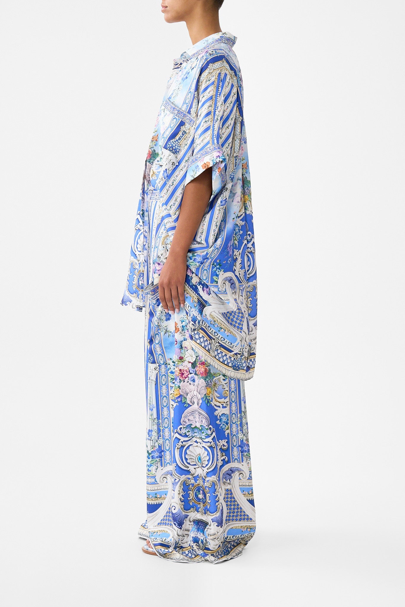 The CAMILLA MULTI WEAR LONG SARONG JUNGLE FLIGHT in our JUNGLE FLIGHT print.