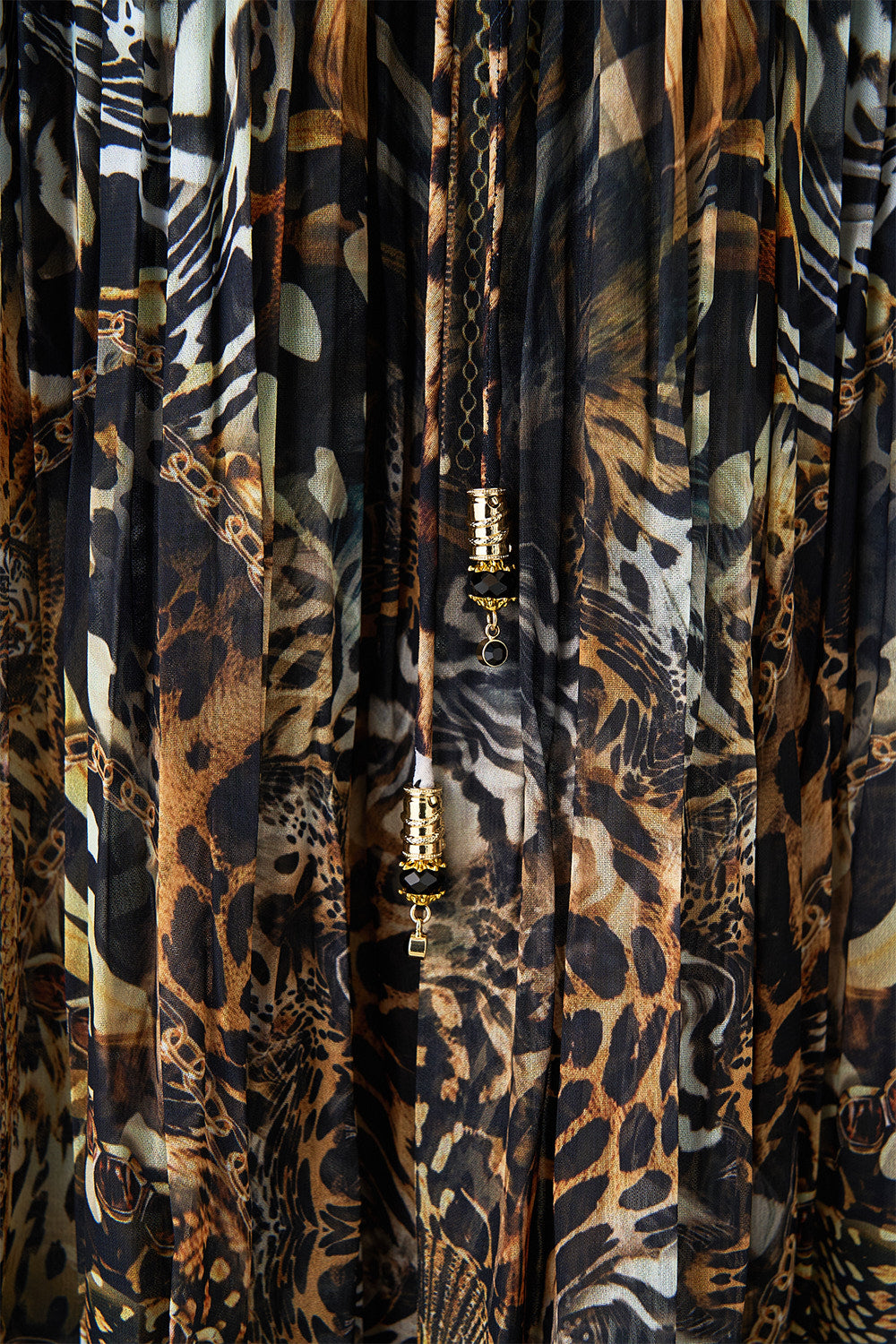 The CAMILLA SHORT LENGTH BOARDSHORT WITH ELASTIC WAIST KAPADOKYA KITSCH in our  print.