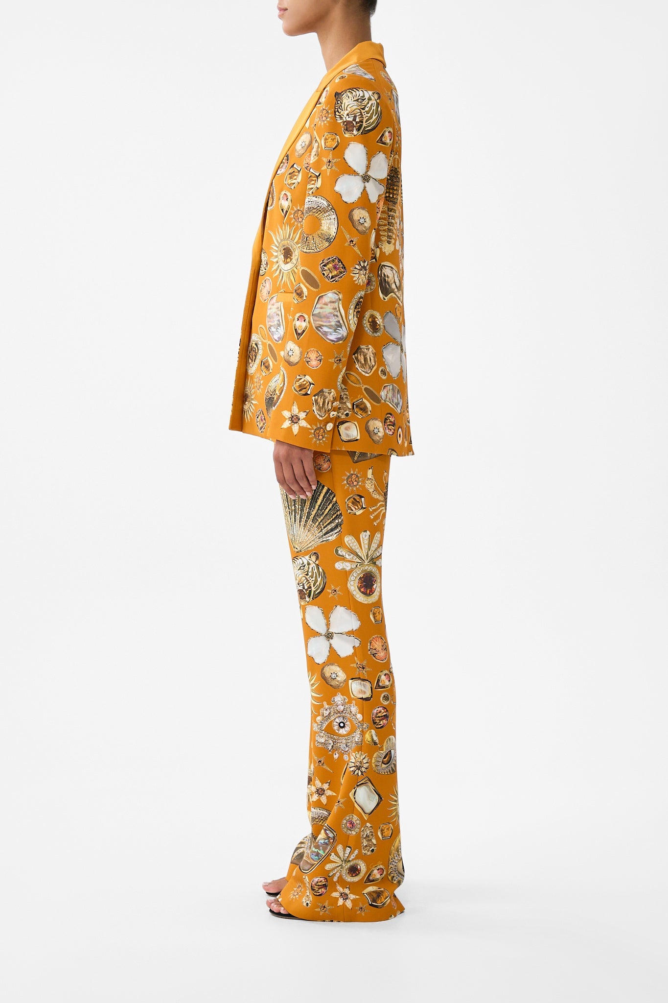 The CAMILLA JACKET WITH SLEEVE CUT OUT DETAIL TWILIGHT IN ISTANBUL in our  print.