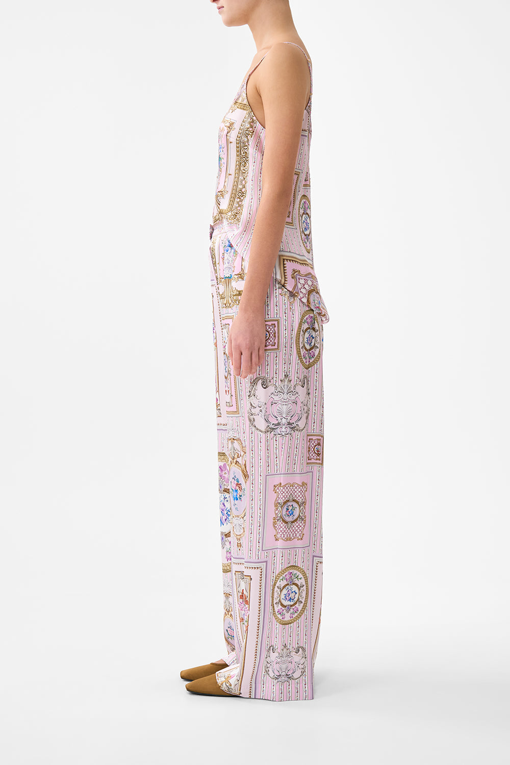 The CAMILLA LOUNGE PANT HEIRLOOM EMPIRE in our  print.