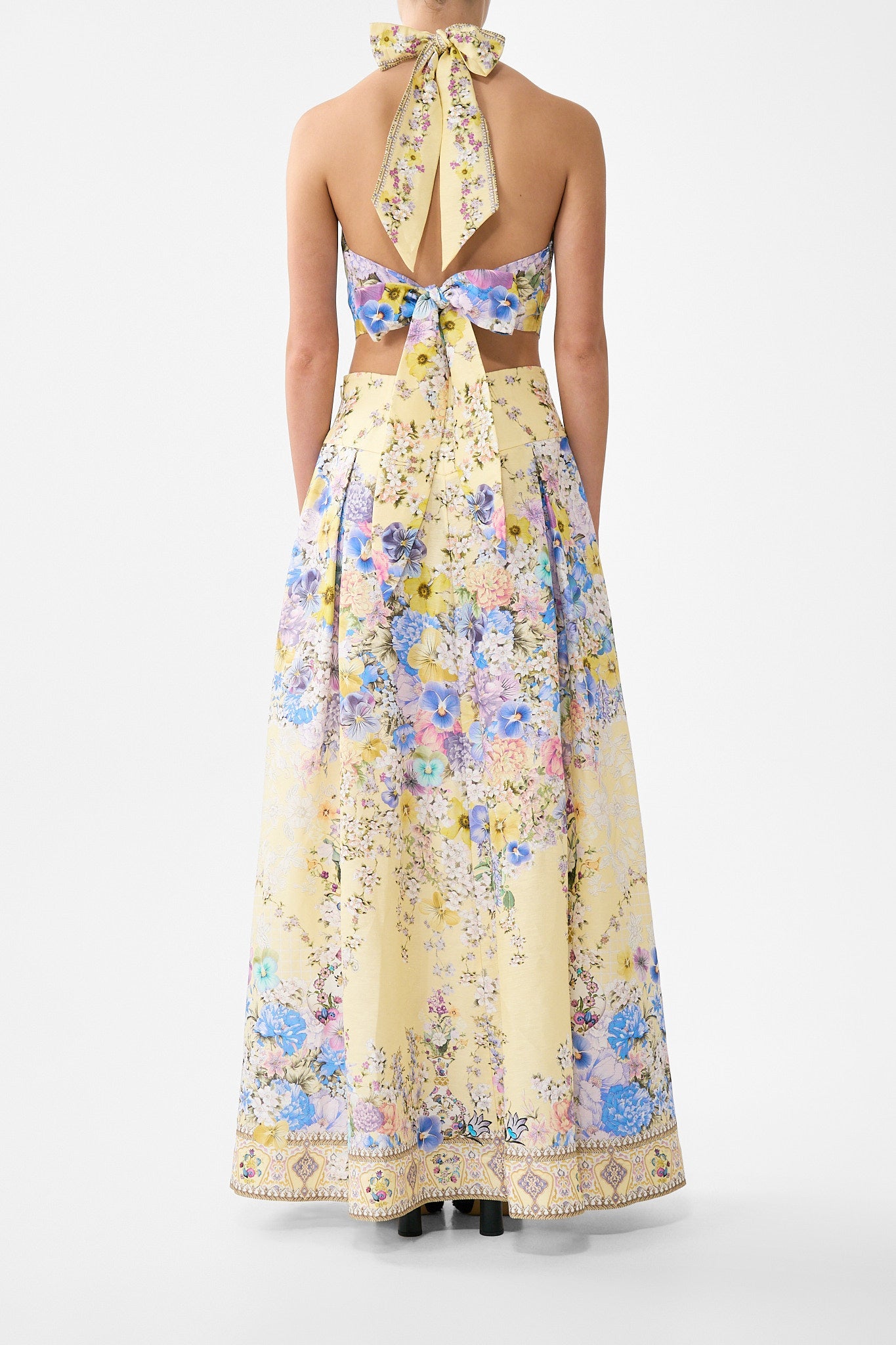 The CAMILLA TIERED DRESS WITH COLLAR BODRUM BOTANICALS in our  print.