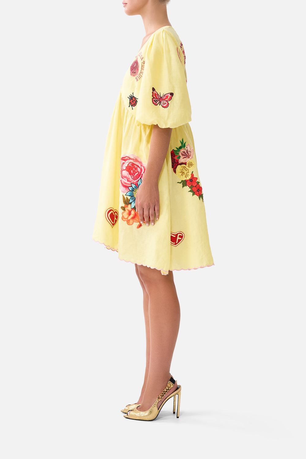 The CAMILLA SHORT KIMONO WRAP SULTANAHMET SUMMER in our  print.