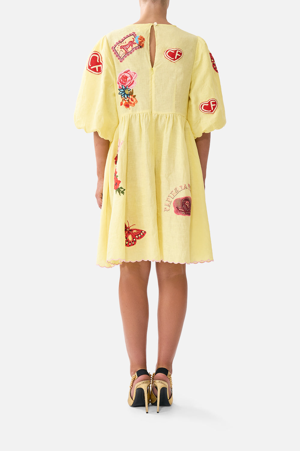 The CAMILLA SHORT KIMONO WRAP SULTANAHMET SUMMER in our  print.
