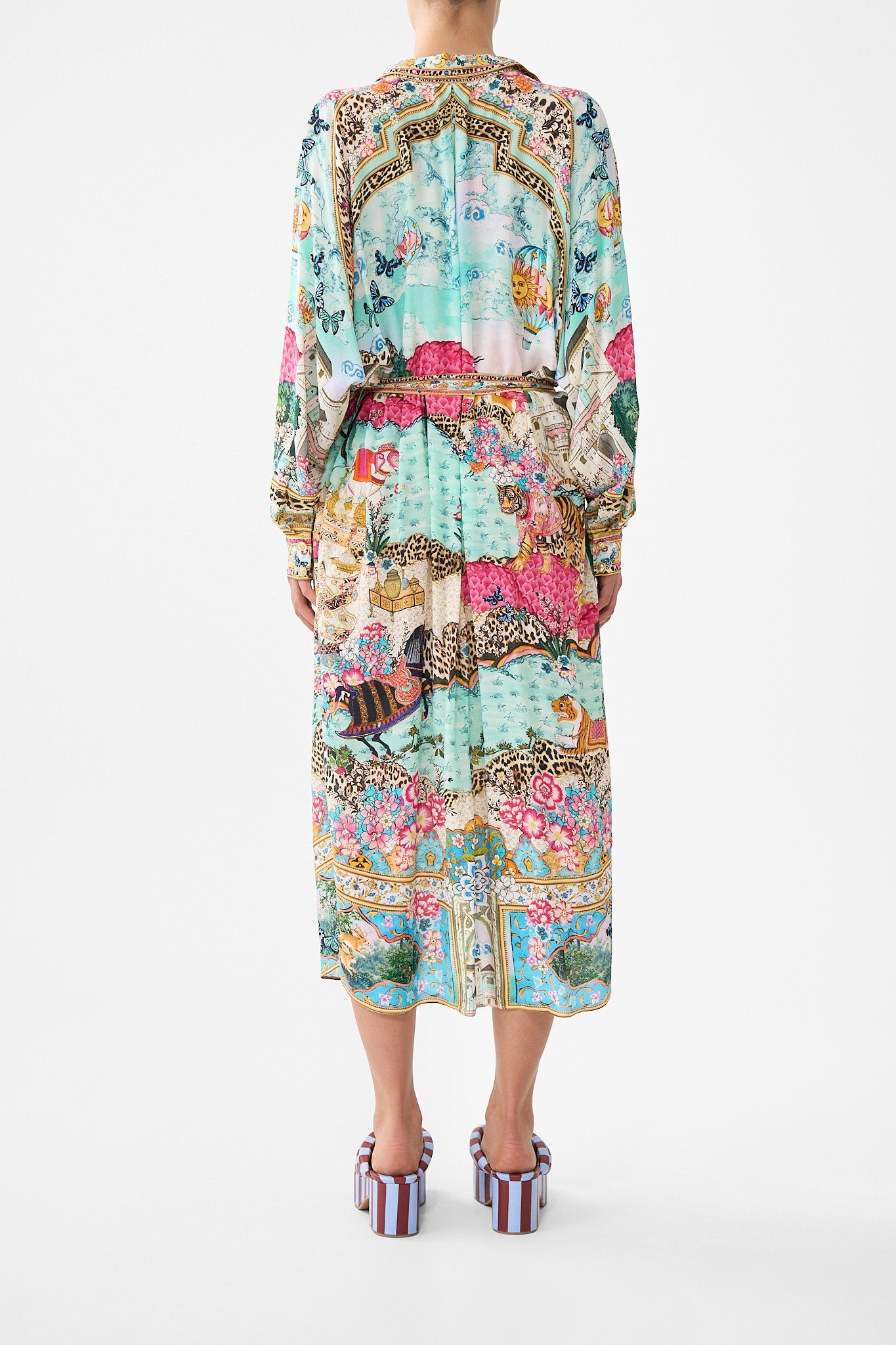 The CAMILLA SLIPPERS WITH TRAVEL CASE OTTOMAN OPULENCE in our  print.
