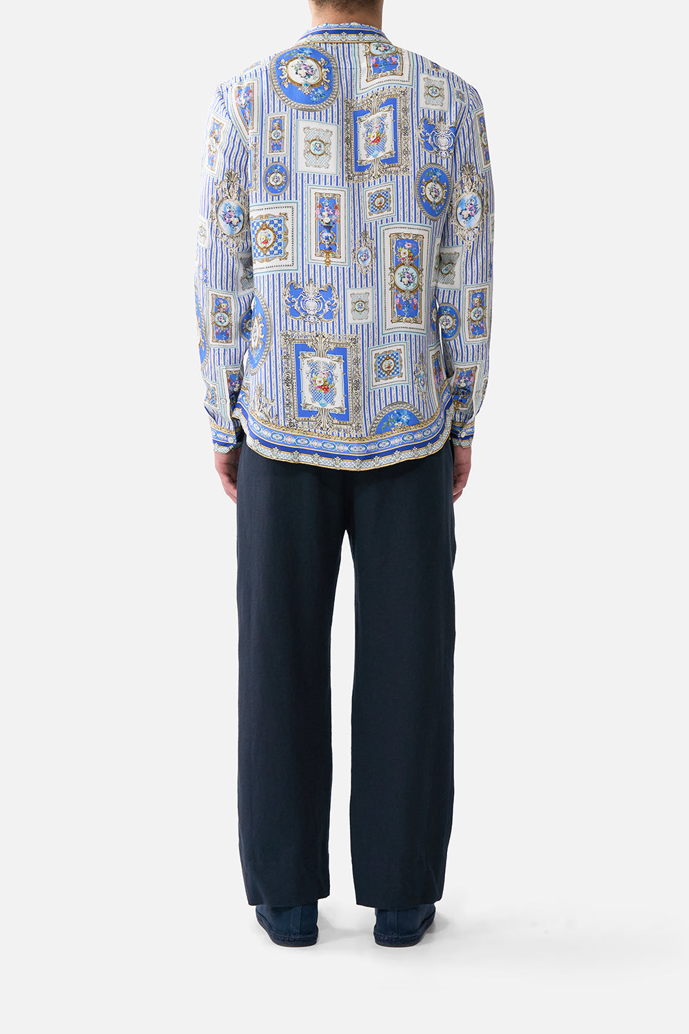 The CAMILLA CROPPED COLLAR BLOUSE WITH BUTTON FRONT KAPADOKYA KITSCH in our  print.
