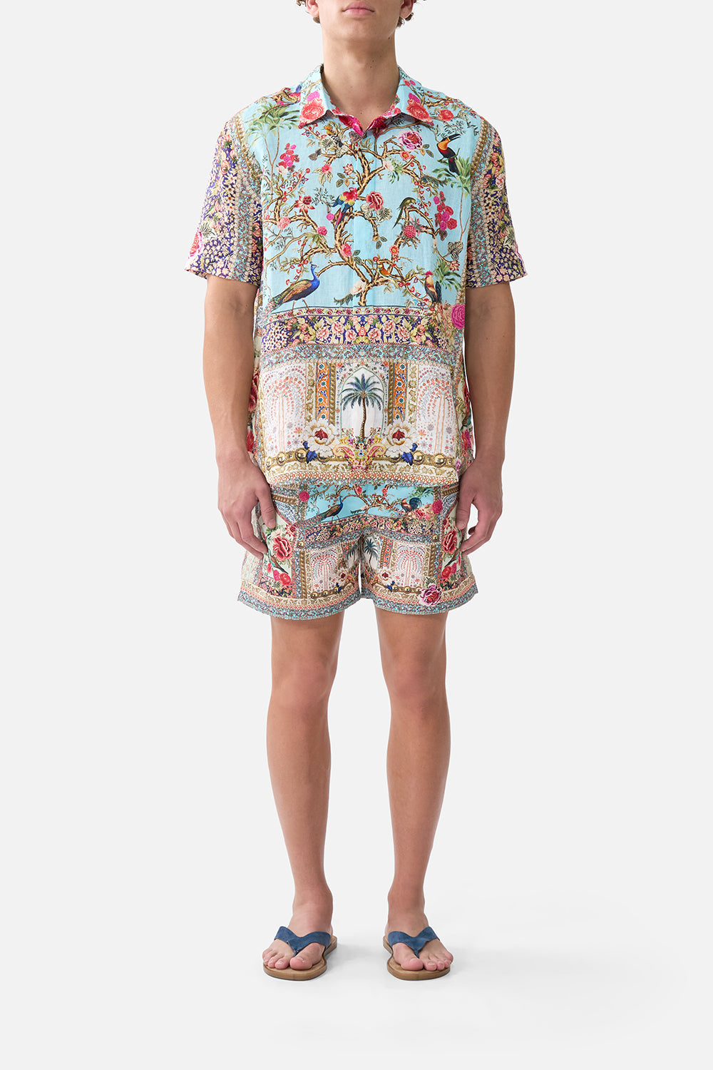 The CAMILLA CONTINUOUS UNDERWIRE BIKINI TOP FELINE FOLKLORE in our  print.