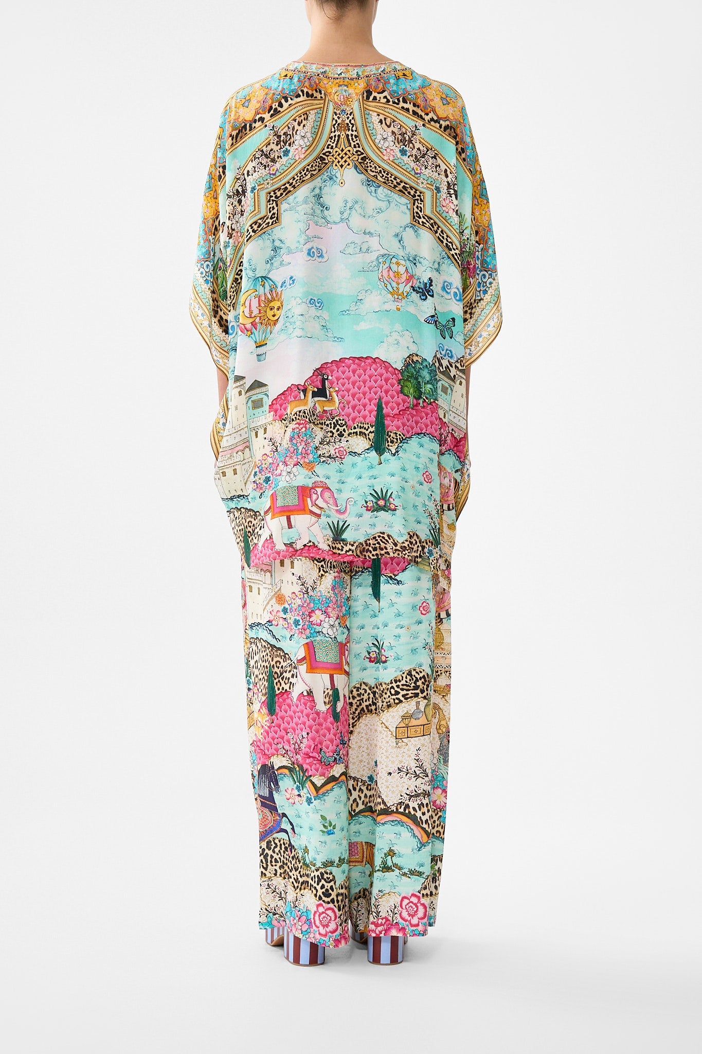 The CAMILLA SLIM FIT ROUND NECK T-SHIRT - WHITE/MULTI TOTEMS AND TREASURES in our  print.