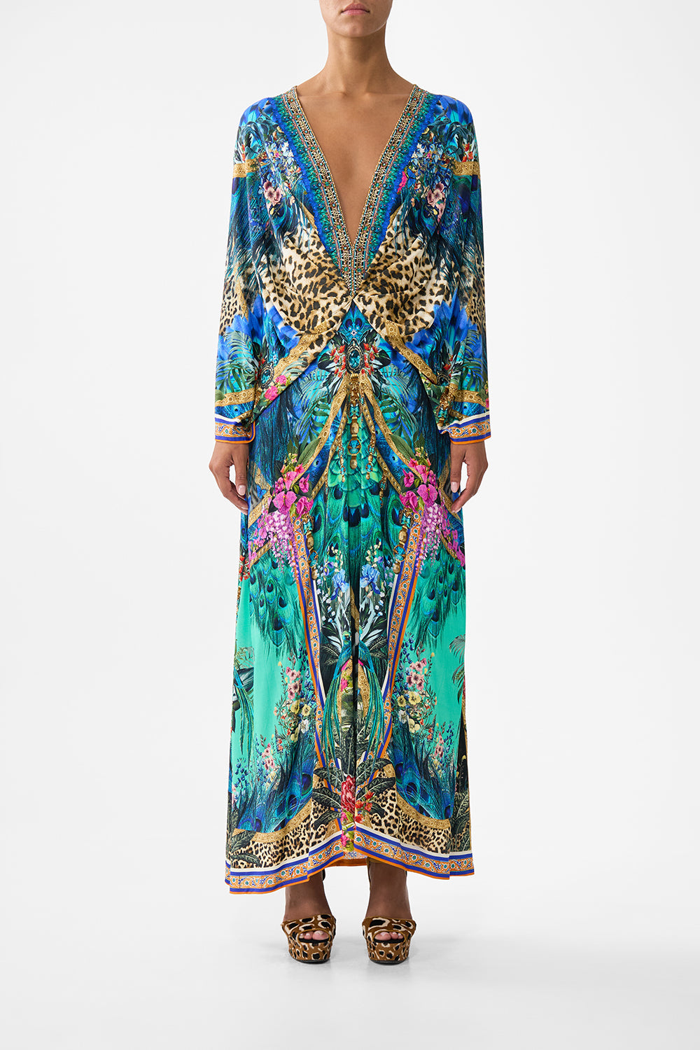 The CAMILLA WIDE LEG ELASTIC WAIST PANT MIDSUMMER MOSAICS in our  print.
