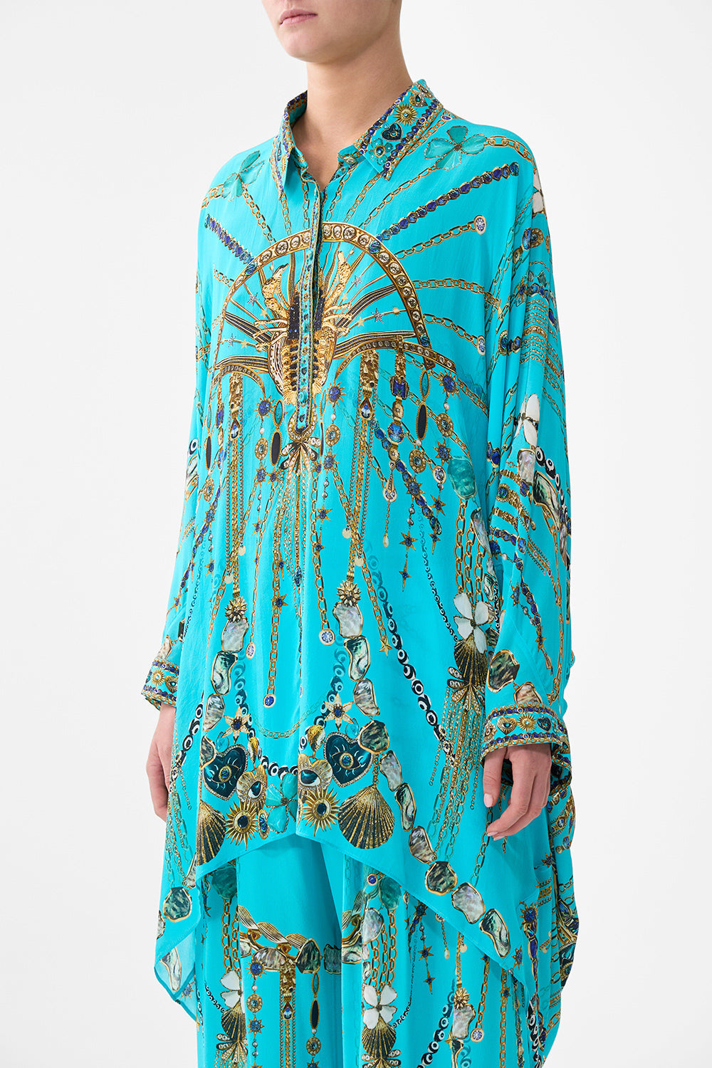 The CAMILLA WIDE SLEEVE GATHERED MIDI DRESS NOTES FROM THE BLUE ROOM in our  print.