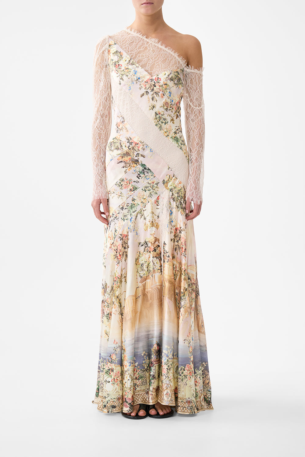 The CAMILLA HIGH WAISTED TIERED SKIRT BALEARIC BEBÉ in our  print.