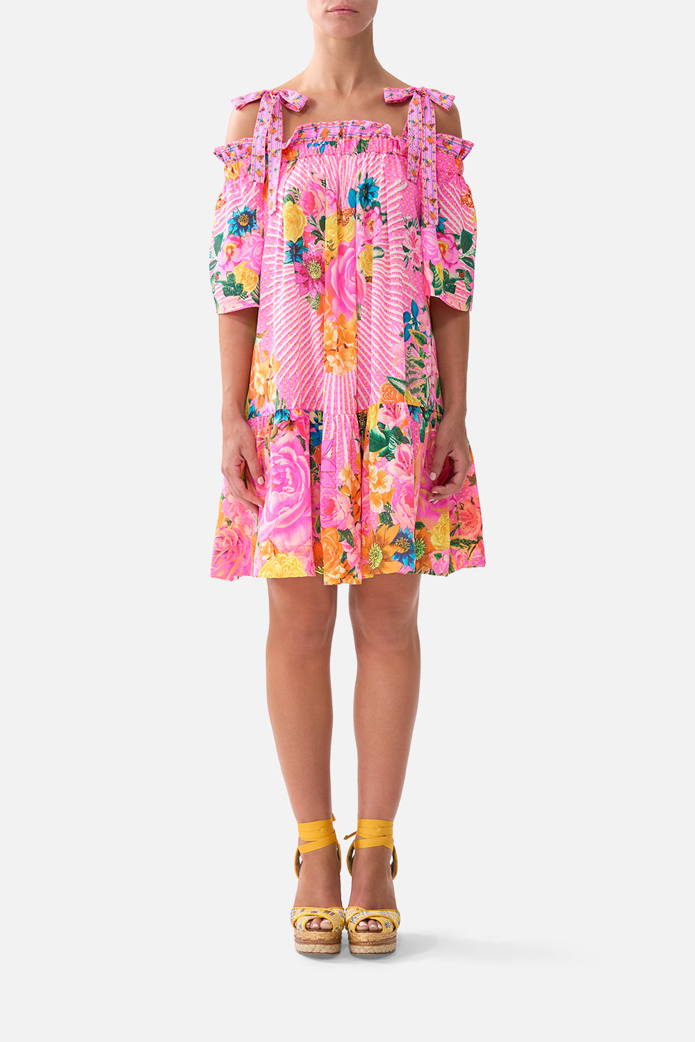The CAMILLA SHORT KAFTAN WITH WAIST TAB CHAIN GANG in our  print.