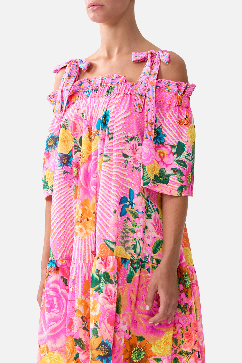 The CAMILLA SHORT KAFTAN WITH WAIST TAB CHAIN GANG in our  print.