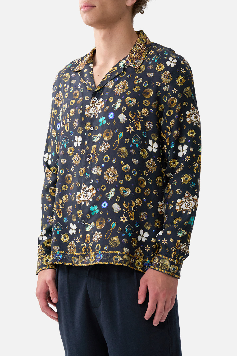 The CAMILLA SHIFT SHIRT DRESS MY HOMESPUN HEART in our  print.