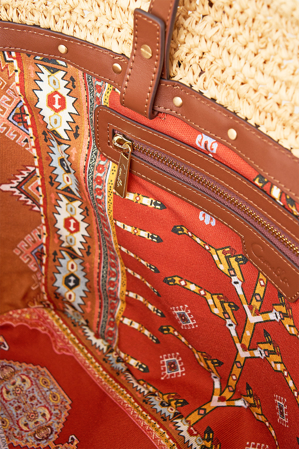 The CAMILLA LEGGINGS LADY LIONHEART in our  print.