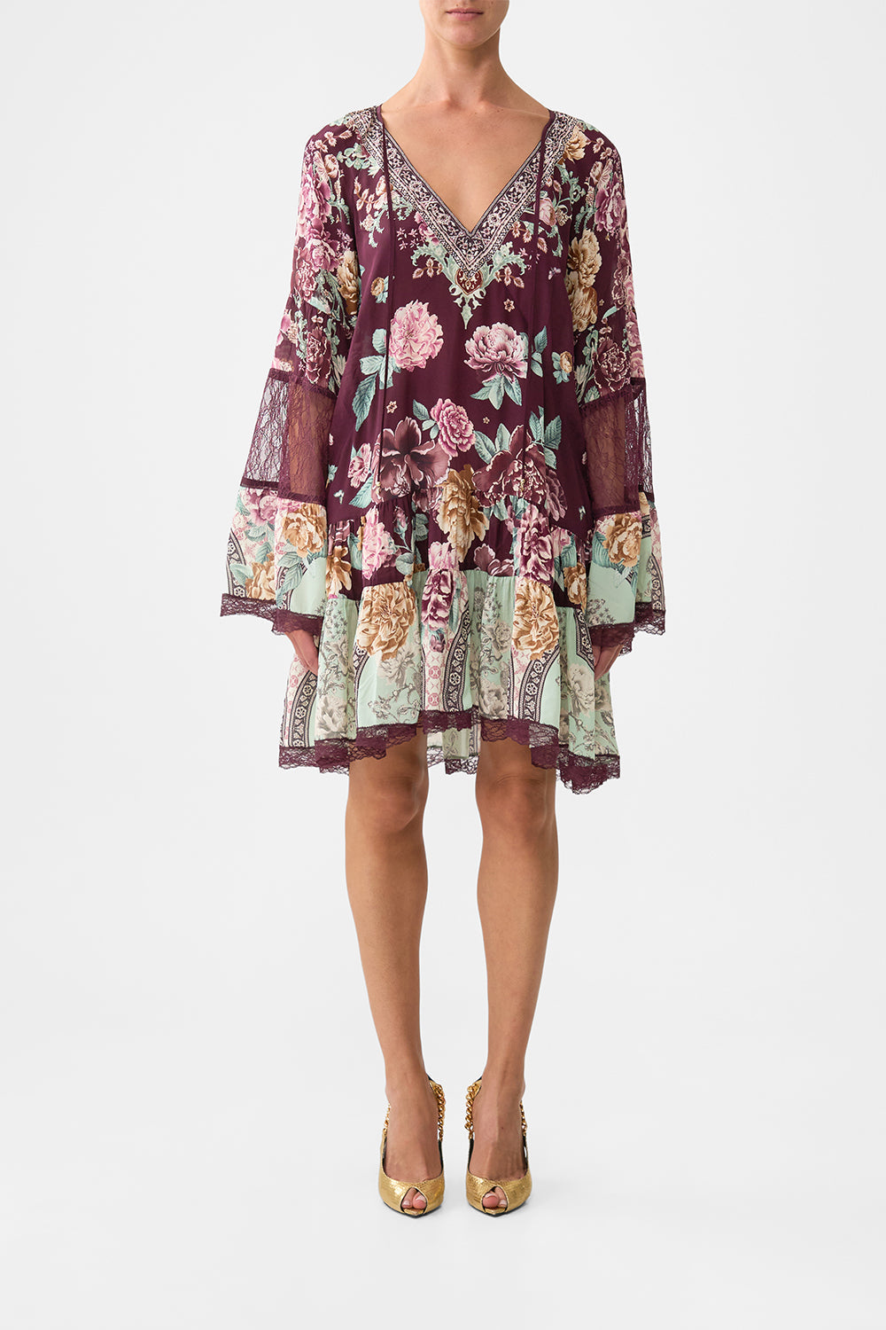 The CAMILLA OFF SHOULDER ELASTIC TOP CHAIN GANG in our  print.