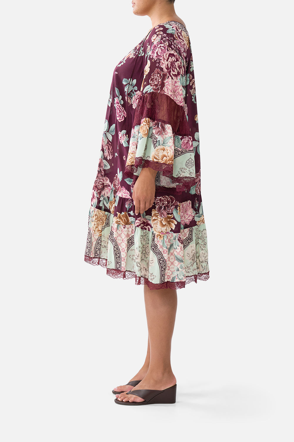 The CAMILLA LOUNGE PANT PAPERS AND CURIOUS CAPERS in our PAPERS AND CURIOUS CAPERS print.