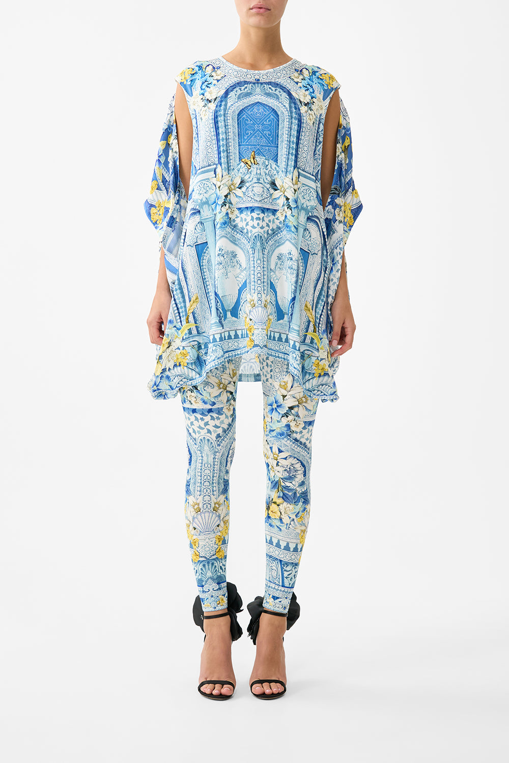 The CAMILLA DRAPED SPLIT SLEEVE TOP DE NADA GRANADA in our  print.