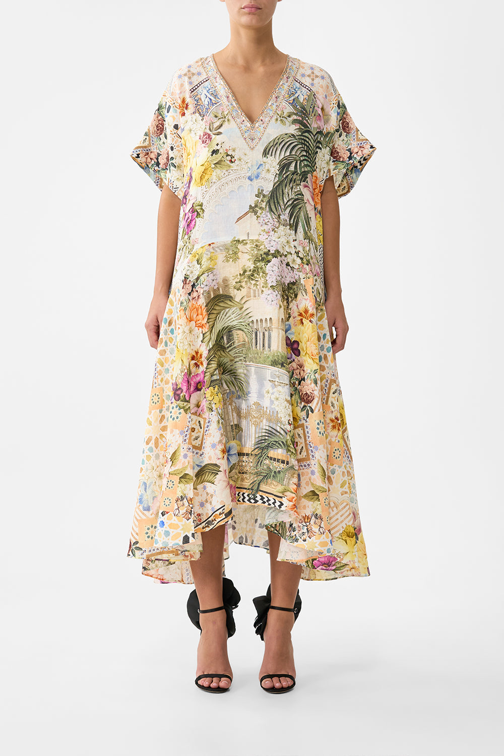 The CAMILLA OVERSIZED JERSEY PARKER JACKET ARANJUEZ ANIMALIA in our  print.