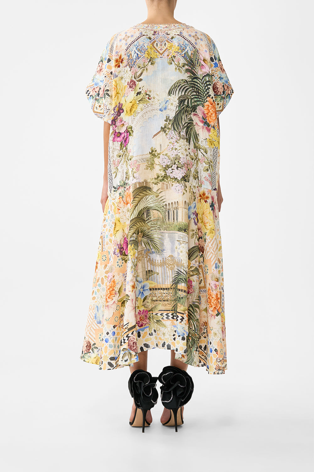 The CAMILLA OVERSIZED JERSEY PARKER JACKET ARANJUEZ ANIMALIA in our  print.
