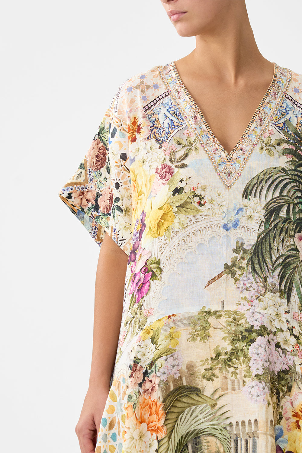 The CAMILLA JERSEY TURTLENECK ARANJUEZ ANIMALIA in our ARANJUEZ ANIMALIA print.