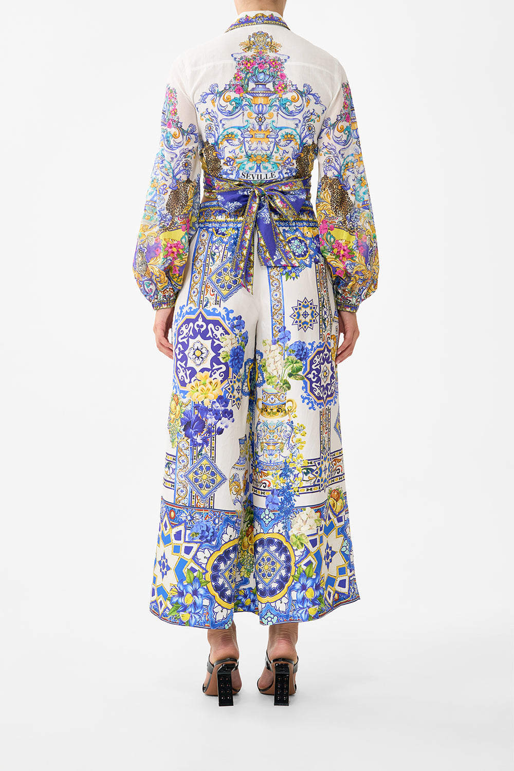 The CAMILLA SHORT DROP SHOULDER STRAP KAFTAN THE CALL OF CATALONIA in our  print.
