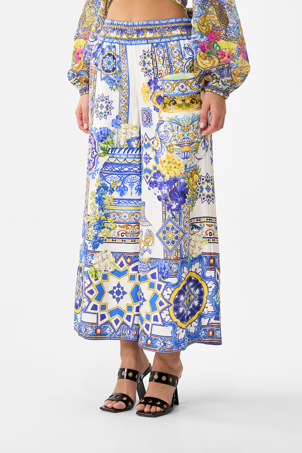 The CAMILLA SQUARE NECK BEACH MAXI DRESS WITH LOW BACK BALEARIC BEBÉ in our BALEARIC BEBÉ print.