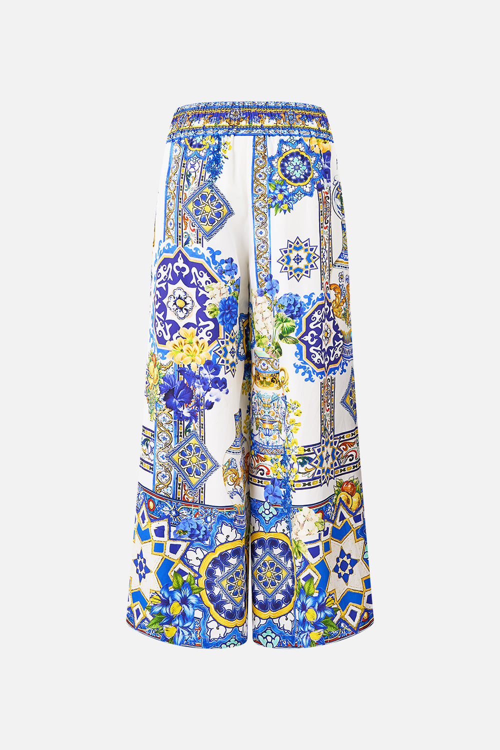 The CAMILLA SQUARE NECK BEACH MAXI DRESS WITH LOW BACK BALEARIC BEBÉ in our  print.