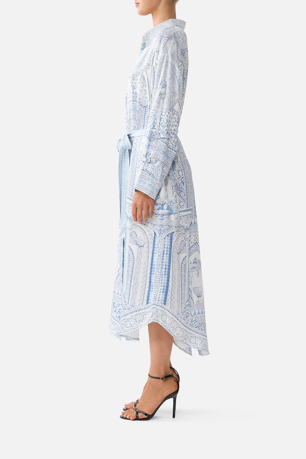 The CAMILLA LOUNGE PANT WITH ELASTIC WAIST FLAMENCO FOLKLORE in our FLAMENCO FOLKLORE print.