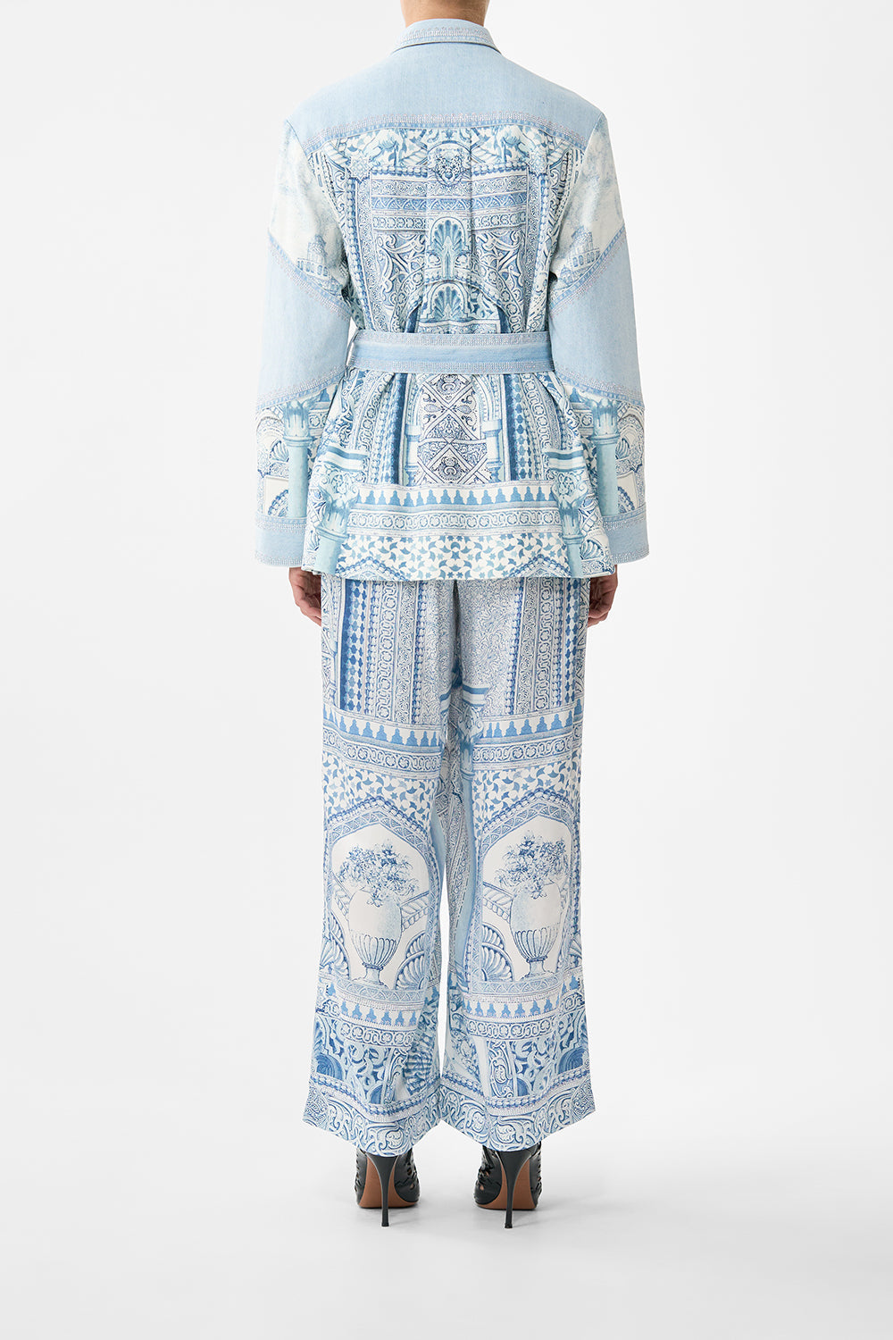 The CAMILLA patch pocket jacket in our print The Hum of the Alhambra. Back model view.