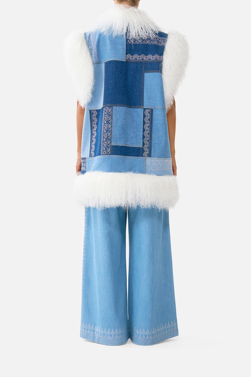 OVERSIZED FAUX FUR GILET THE HUM OF THE ALHAMBRA