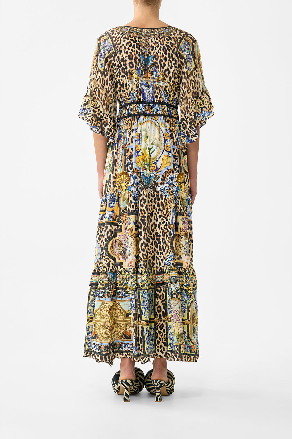 The CAMILLA REVERSIBLE SOFT THICK TIE TRI BIKINI SET NAVÀS NOUVEAU in our  print.