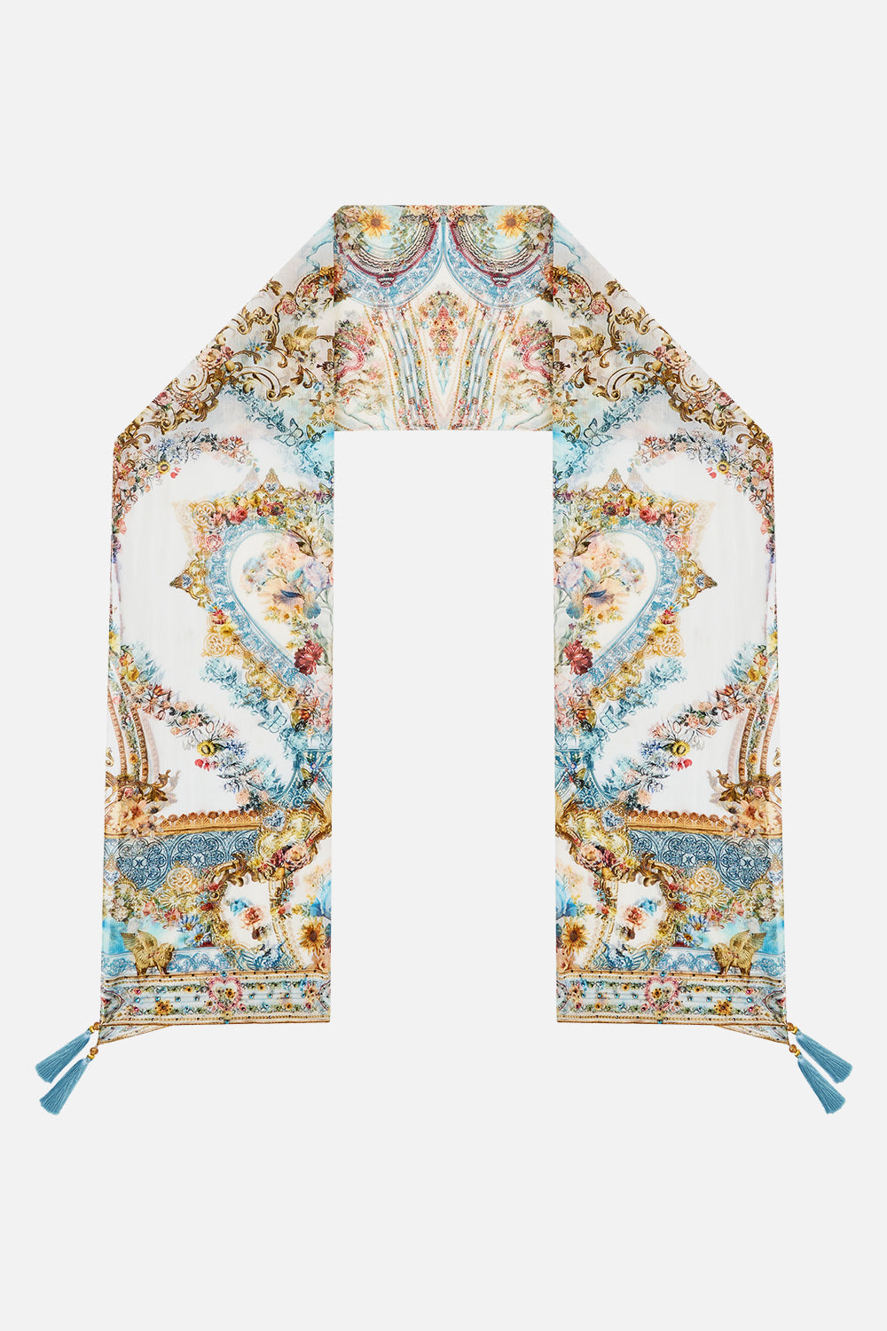 The CAMILLA BOXY CREW NECK JUMPER ARANJUEZ ANIMALIA in our  print.