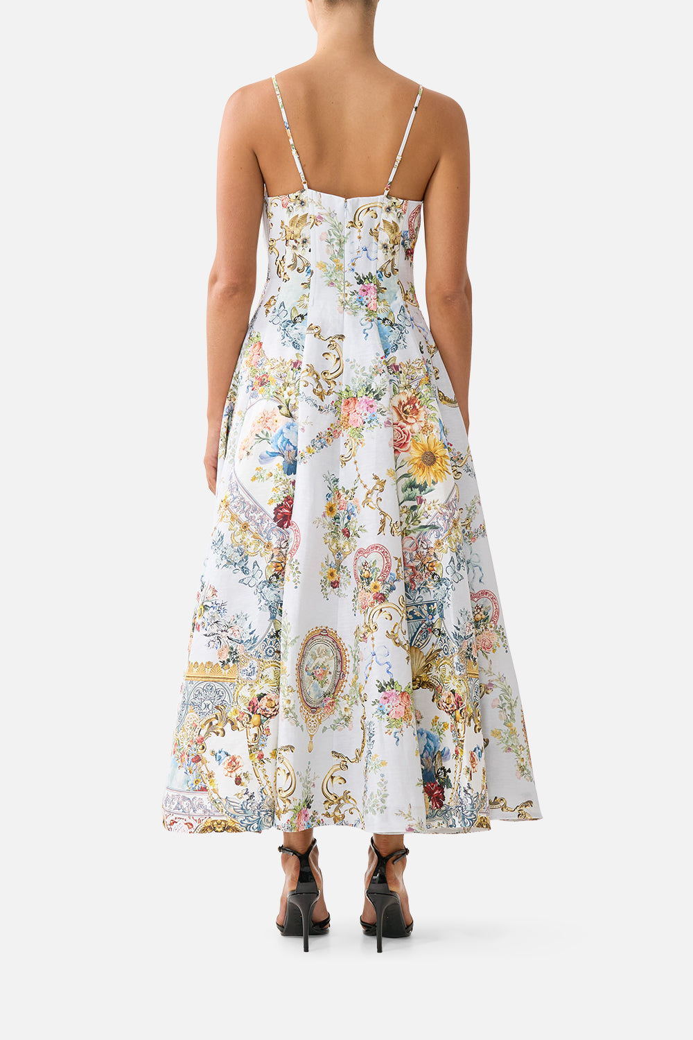 The CAMILLA TIE FRONT SHIRT WITH SLEEVE FRILL MAGIC OF THE MERCADO in our  print.