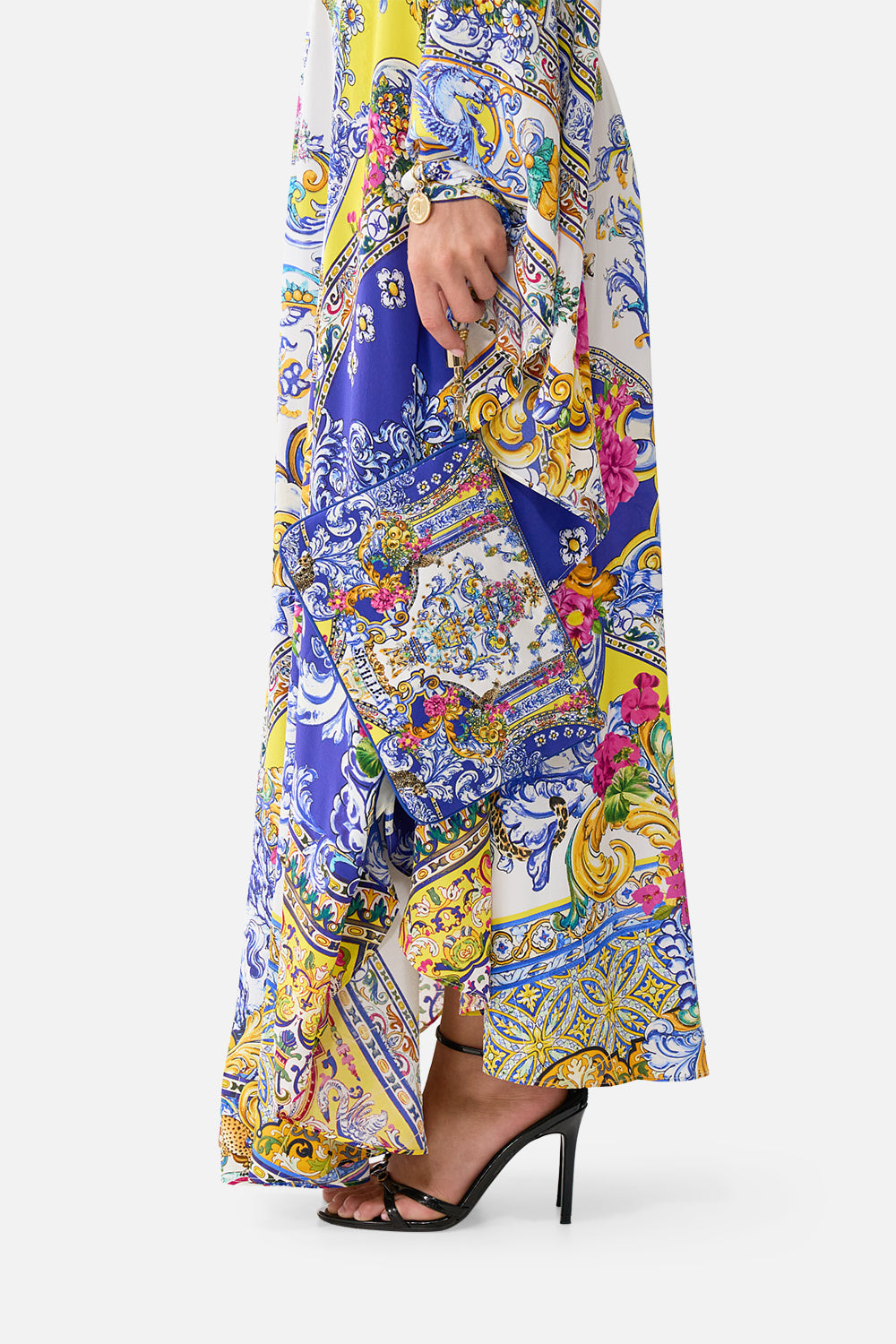The CAMILLA HIGH TRI BIKINI TOP W FRONT TRIM PALACE ZOOLOGY in our PALACE ZOOLOGY print.