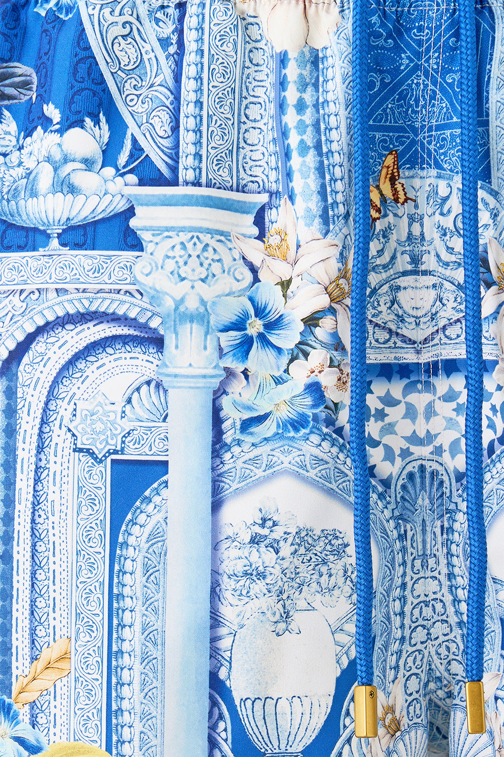 The CAMILLA KIDS JERSEY AND WOVEN MINI DRESS W FRILL CHINOISERIE CHILD in our  print.