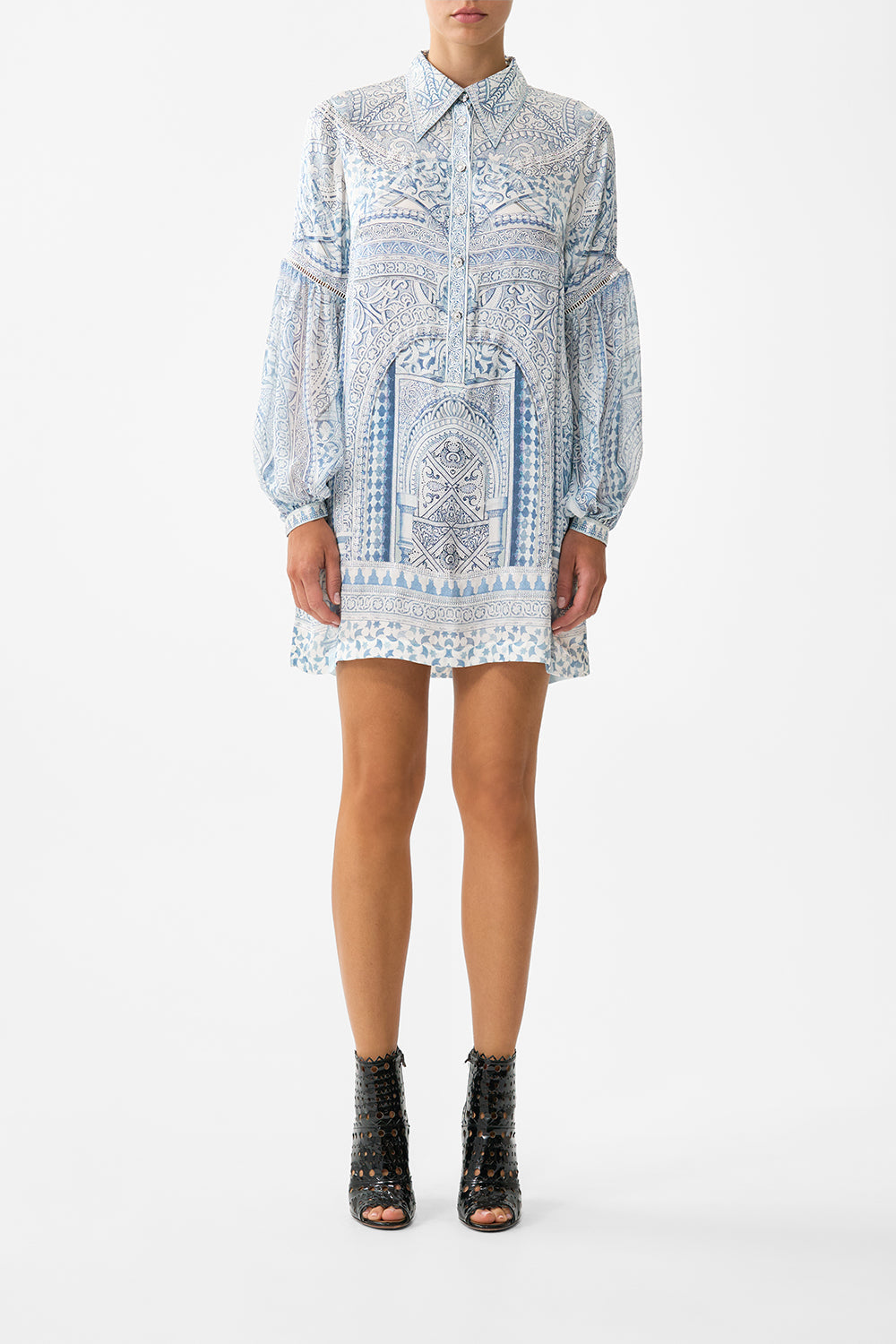 The CAMILLA BUTTON FRONT HALTER PLAYSUIT VA VA VINTAGE in our  print.