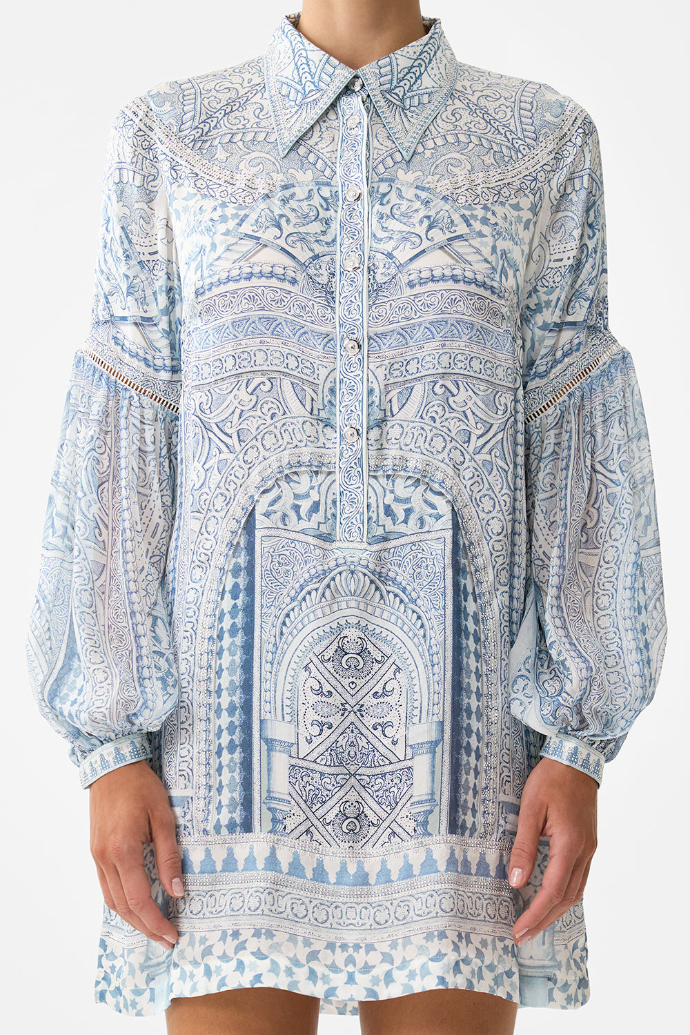 The CAMILLA FRONT SPLIT BEACH MAXI DRESS W CHAIN FLAMENCO EUPHORIA in our FLAMENCO EUPHORIA print.