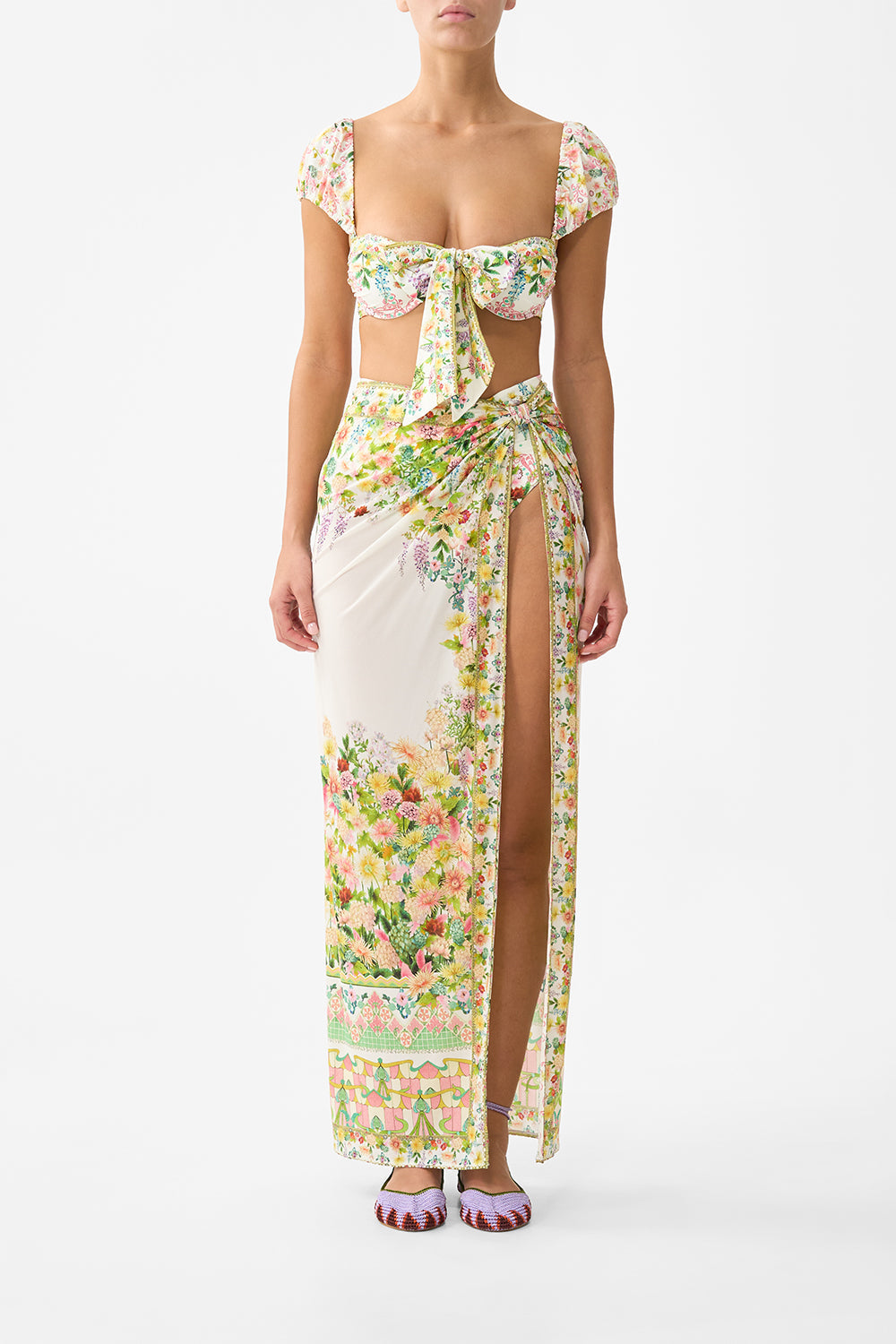 The CAMILLA STRAP DETAIL DRESS THE HUM OF THE ALHAMBRA in our  print.