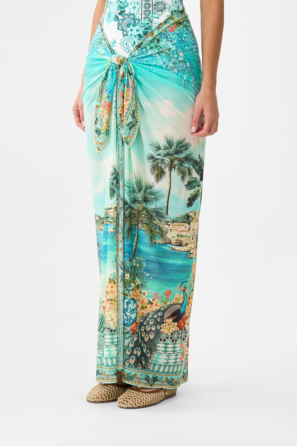 The CAMILLA LONG SLEEVE OVERSIZED SHIRT ESPAÑA NIRVANA in our  print.