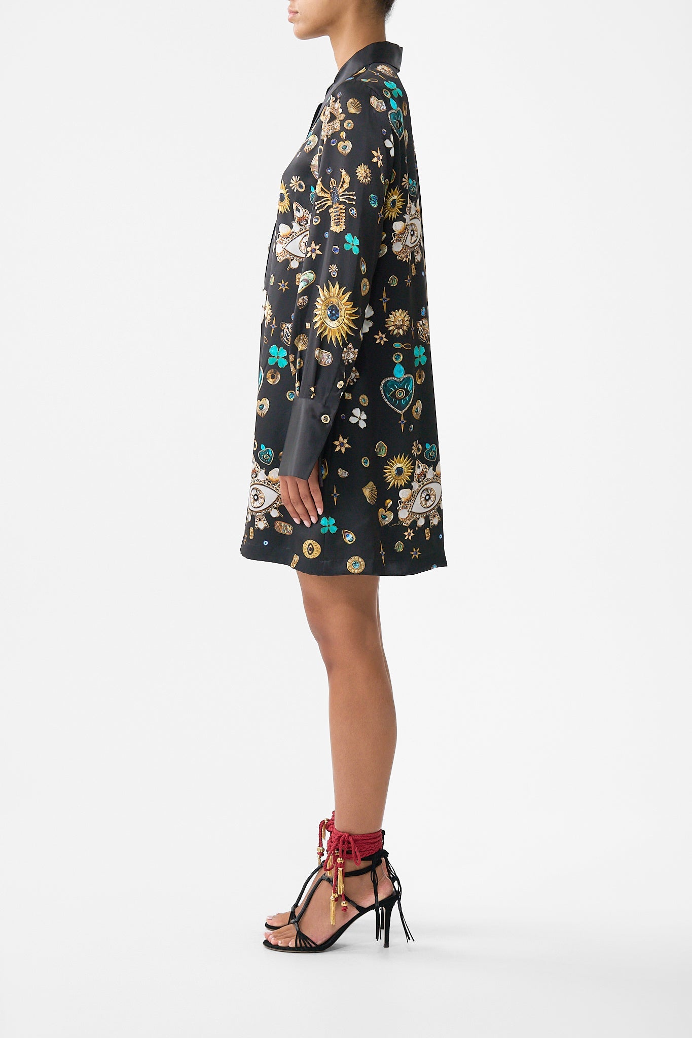 The CAMILLA KIDS WIDE STRAP MAXI SUN DRESS NAVÀS NOUVEAU in our NAVÀS NOUVEAU print.