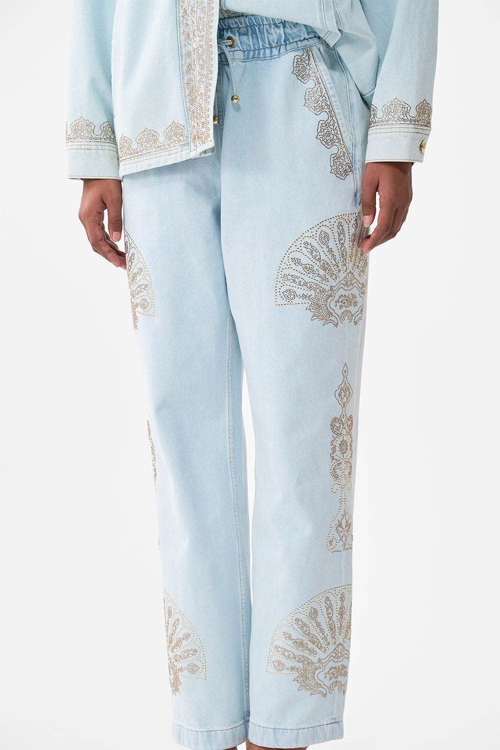 The CAMILLA BOYS MID LENGTH BOARDSHORT W ELASTIC WAIST OTTOMAN OPULENCE in our  print.
