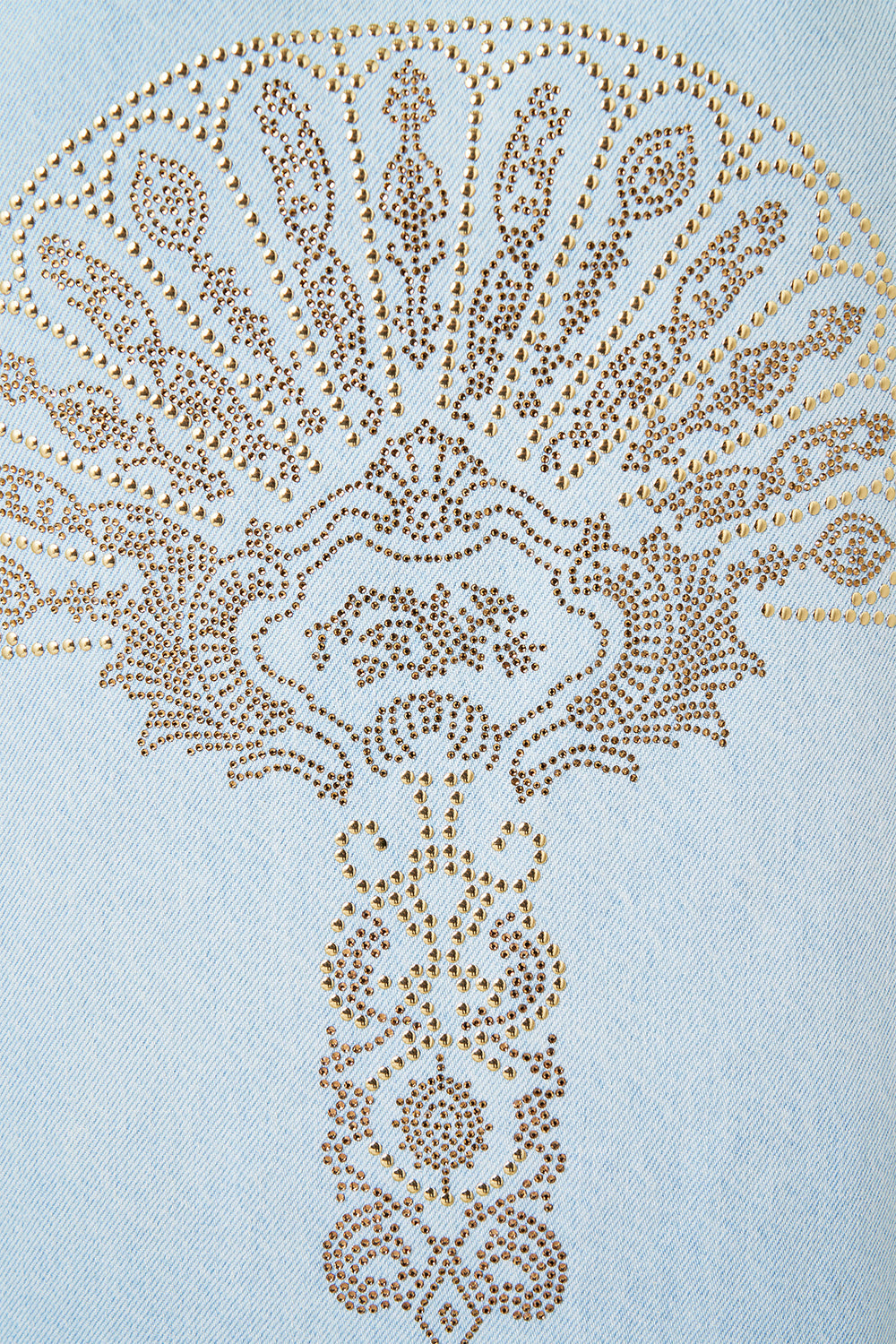 The CAMILLA SMALL CANVAS CLUTCH SULTANS AND QUEENS in our  print.