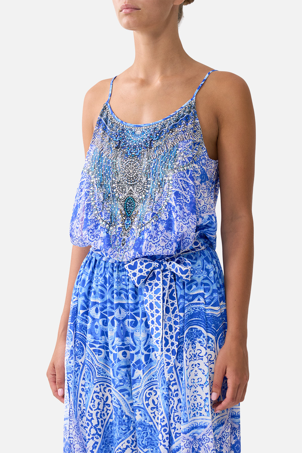 The CAMILLA ELENA LACE UP FRONT POINTED SLINGBACK DE NADA GRANADA in our DE NADA GRANADA print.