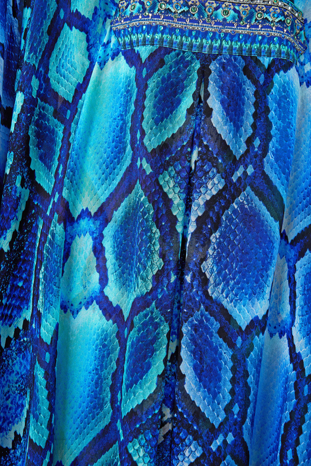 The CAMILLA OPEN FRONT CARDI CAPE PALACE ZOOLOGY in our  print.