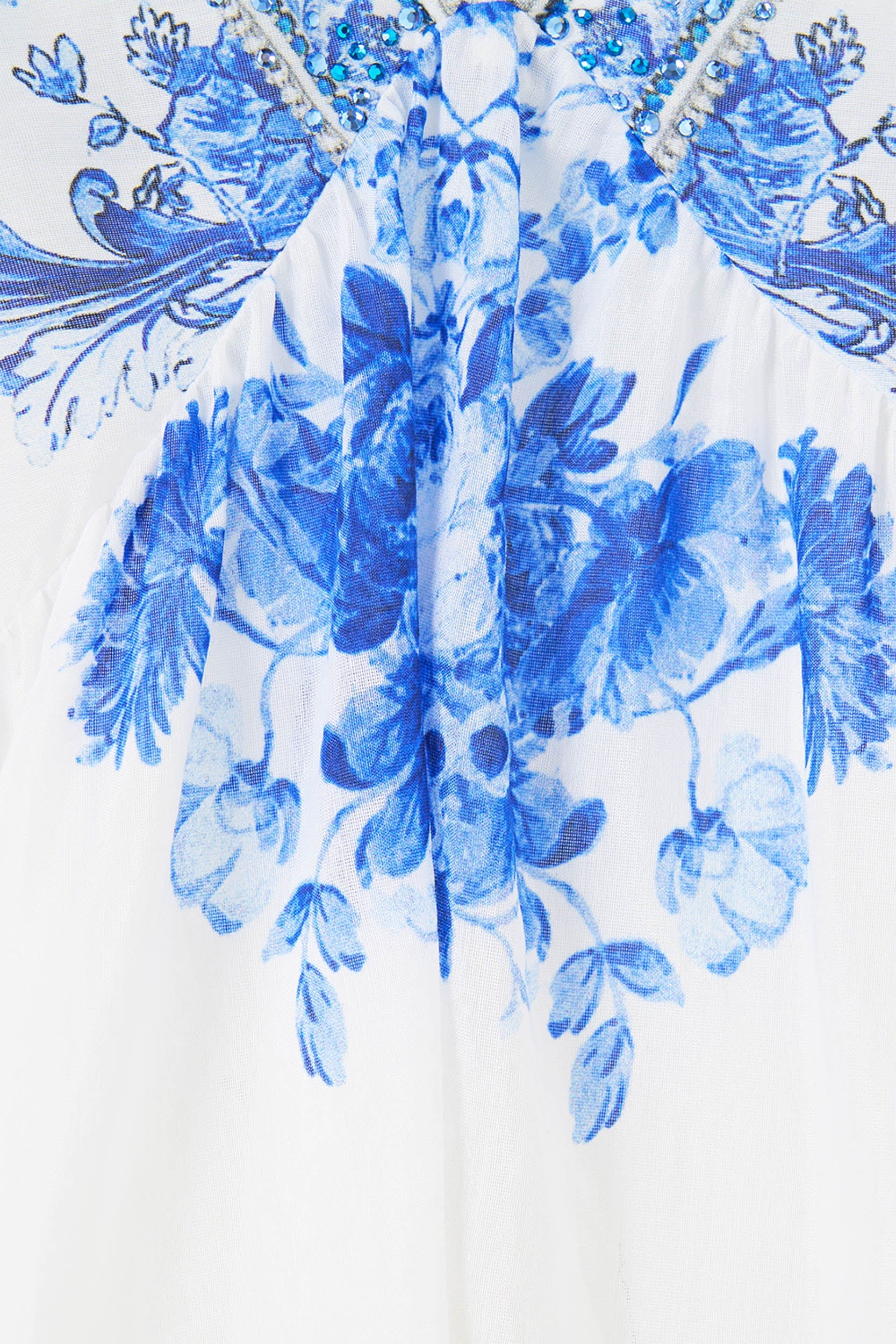 The CAMILLA SLIM FIT ROUND NECK T-SHIRT CERAMIC PANORAMIC in our  print.