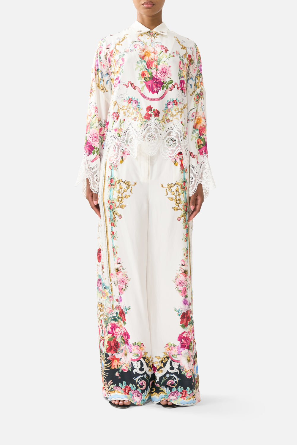 The CAMILLA RELAXED BLOUSE WITH FRILL SLEEVE DETAIL ART FOR THE ARTISANS in our  print.