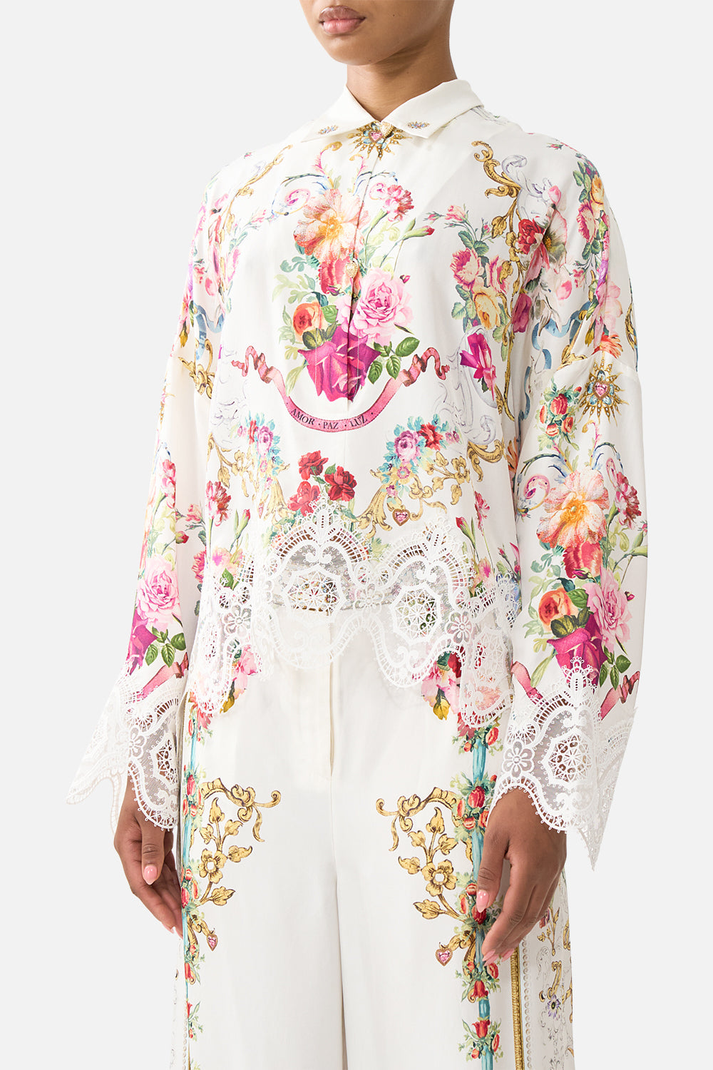The CAMILLA RELAXED BLOUSE WITH FRILL SLEEVE DETAIL ART FOR THE ARTISANS in our  print.